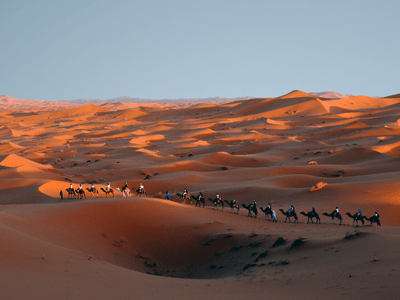 Pernottamento a dorso di cammello nel deserto di Merzouga